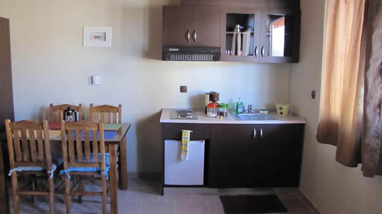 Bed and Breakfast Ihnilatis Kerkíni Zimmer foto